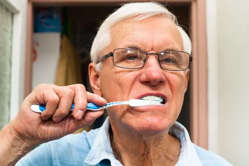the importance of oral hygiene in the elderly